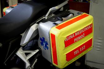 V plitvini našli negibnega moškega, policisti Slovenca niso mogli rešiti