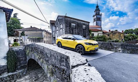 Električni SUV-novinec, ki se napolni hitreje od telefona #foto