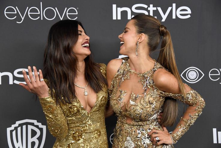 Zlata dekolteja večera: Priyanka Chopra in Sofia Vergara | Foto: Getty Images