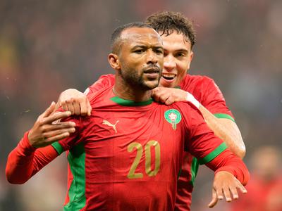 Začelo se je s spektaklom in fantastičnimi škarjicami Maročana #video