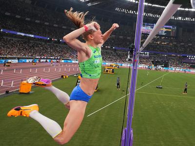 Tina Šutej prejela nagrado Marjana Rožanca za izjemne športne dosežke