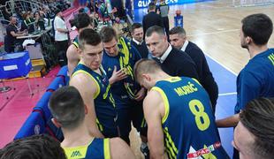 Naši košarkarji visoko izgubili proti Ukrajini, pomagala ni niti Dončićeva spodbuda