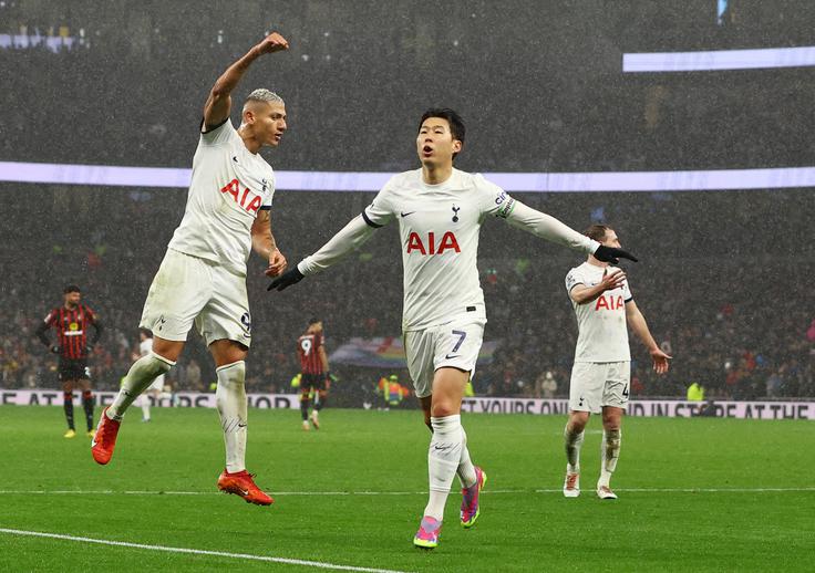 Tottenham zdaj na petem mestu le točko zaostaja za četrtim Arsenalom. | Foto: Reuters