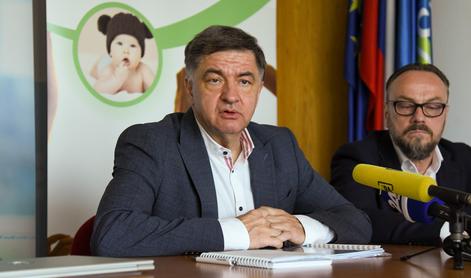 Nova združitev na politični sceni: kaj to pomeni za volivce?