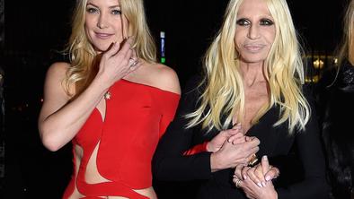 Kate Hudson buri domišljijo z izrezano obleko