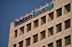Skupina Telekom Slovenije v devetmesečju nekoliko znižala prihodke in dobiček