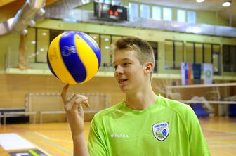 Za zdaj zna po italijansko le preklinjati #video