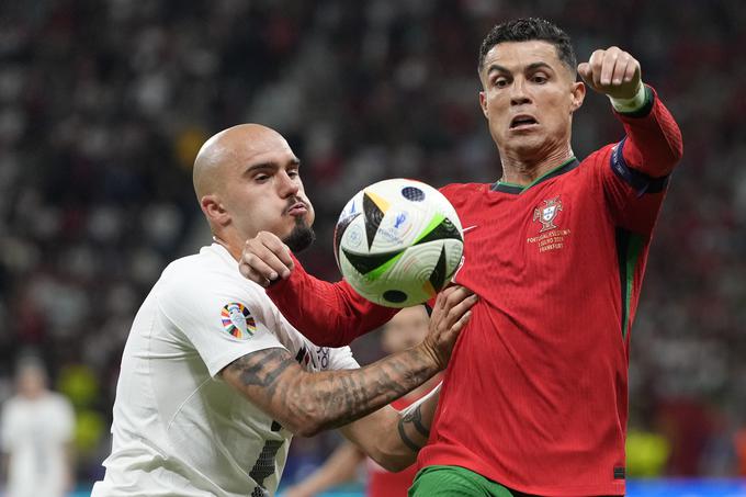 Na Euru 2024 se je imenitno kosal tudi s portugalskim superzvezdnikom Cristianom Ronaldom. | Foto: Guliverimage