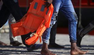 Pred obalo Turčije najmanj pet žrtev nesreče čolna z migranti