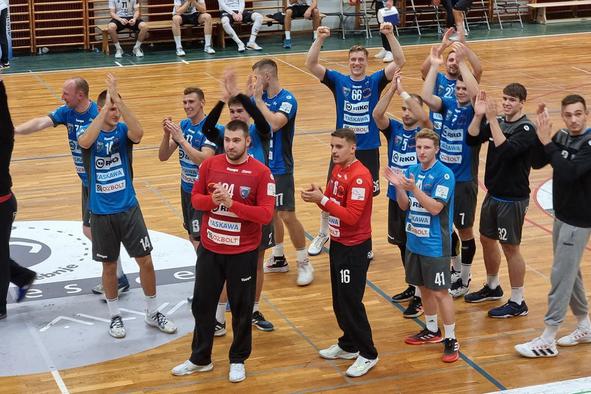 Ribničani na derbiju Trebanjcem zadali prvi poraz, brezhibni le še Celjani