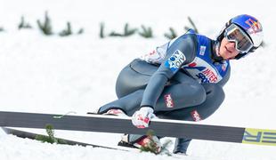 Slabe novice za avstrijskega skakalnega zvezdnika Schlierenzauerja