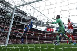 V živo: Arsenal za peto zaporedno zmago, a je pred porazpm