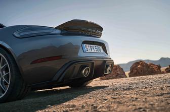 Preobrat pri Porscheju? Najcenejša modela ostajata z bencinom.