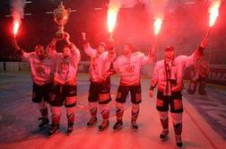 Jesenicam tekma in naslov državnega prvaka