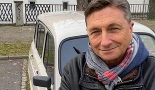 Borut Pahor: Katra je za ljubezen slabši avto kot fičo, ker se sedeži ne podirajo #video