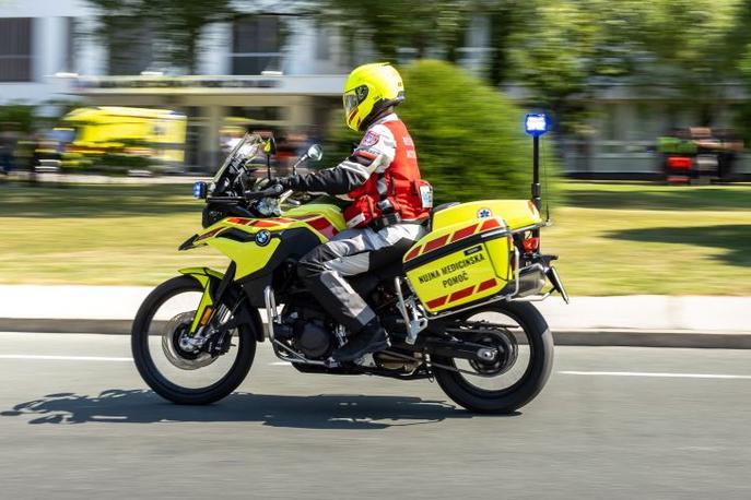 reševalec BMW Bled | Foto Nejc Pernek