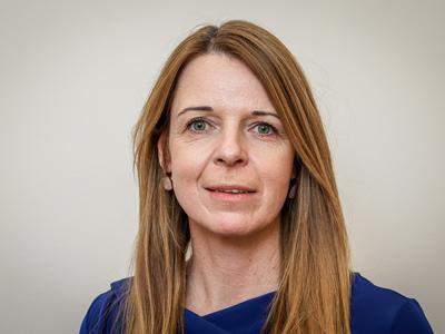 Ministra Tadeja Ostrca zapušča že druga državna sekretarka