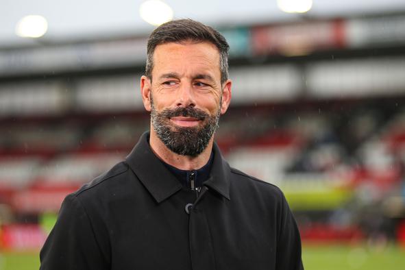 Uradno: Van Nistelrooy novi trener Leicester Cityja
