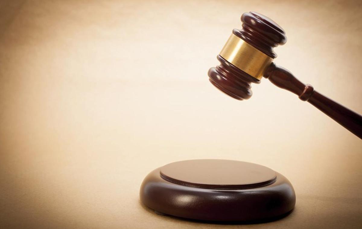 pravni nasvet kladivo profil | Foto Thinkstock