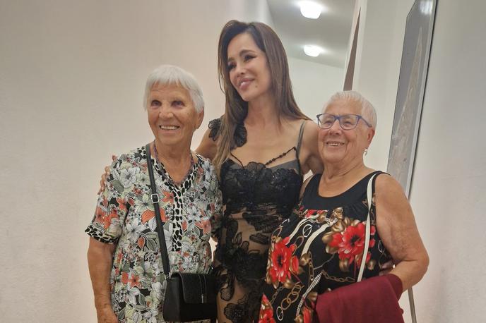 Severina, Kati in Cvetka | Severina je izpostavila, da so takšna srečanja tista, zaradi katerih je vredno živeti in delati to, kar dela. | Foto Prijazno življenje