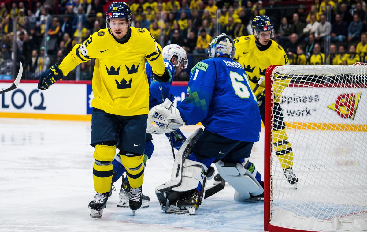 slovenska hokejska reprezentanca : Švedska, Lukaš Horak | Slovenski hokejisti so z 0:4 priznali premoč favoriziranim Švedom. Lukaš Horak je zaustavil kar 56 strelov. | Foto Guliverimage