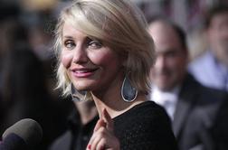 Cameron Diaz sama čisti svoj WC