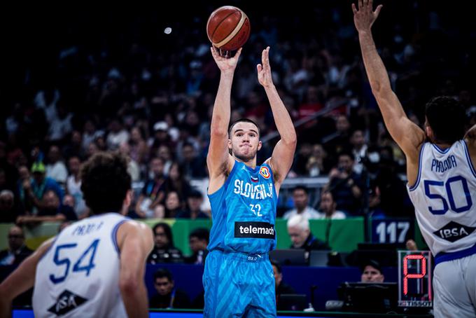 Bine Prepelič je pri 22 letih nenadejano postal član prve peterke Slovenije. | Foto: FIBA