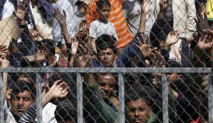AI: Migrante v Grčiji zadržujejo v grozljivih razmerah