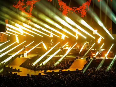 Siddharta ob 30. obletnici v Stožicah navdušila oboževalce #foto