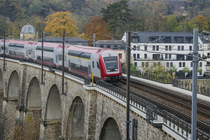 Javni potniški promet v Luksemburgu je za vse povsem brezplačen (izjema je vožnja v prvem razredu medkrajevnih vlakov, kjer je predvideno skromno plačilo). | Foto: Shutterstock