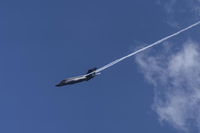 Dostava bojnih letal naj bi se začela leta 2028, dostavili pa bi od tri do pet letal na leto. | Foto: Guliverimage