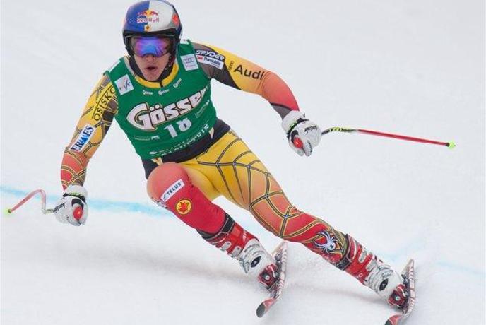 Guay pod nož, Biggs v pokoj