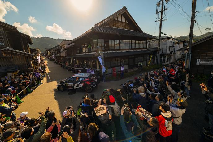 Ogier odločitev o prvaku prestavil na zadnjo dirko