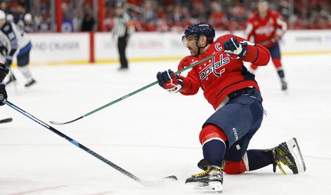 Ovečkin spet v polno, Colorado spet brez prejetega zadetka