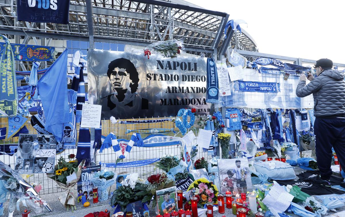 Diego Maradona | Stadion San Paolo je preimenovan v stadion Diego Armando Maradona. | Foto Reuters