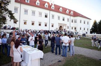 Vino in hrana s priokusom Jamesa Bonda