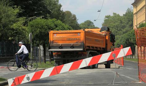 Zaradi del zapora enega najprometnejših krožišč v Ljubljani
