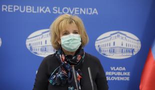 Beovićeva navdušena nad idejo cepljenja političnega vrha s cepivom AstraZenece