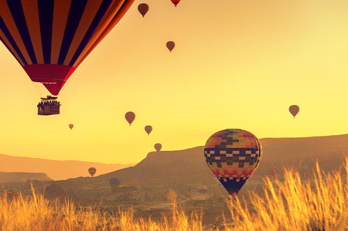 balon letenje potovanje | K sreči nihče od treh oseb v balonu ni bil poškodovan.  | Foto Thinkstock