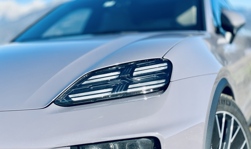 Porsche je s tretjim modelom dosegel pomemben mejnik #foto