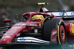 Alonso preseneča, dve pirueti Hamiltona za 360 stopinj