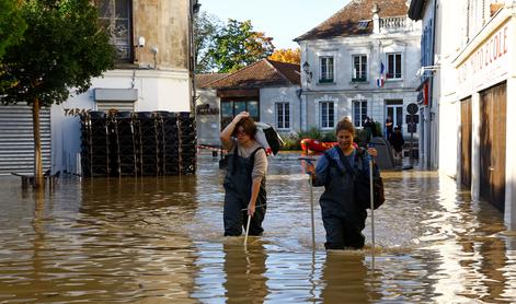 Jug Francije in sever Italije prizadele poplave