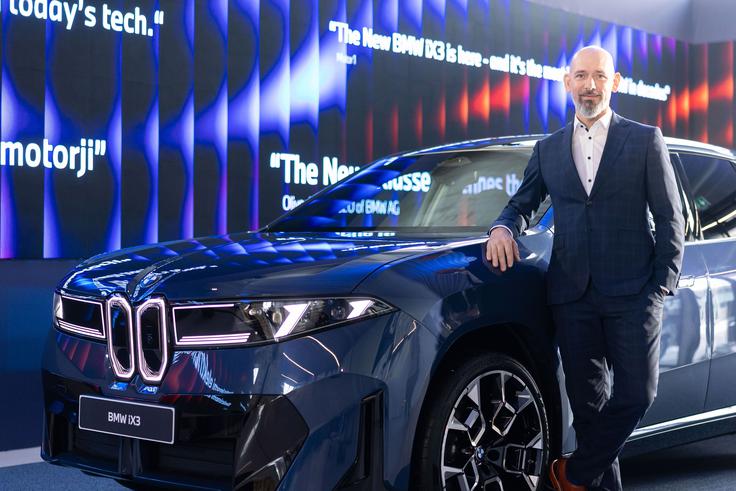 BMW iX3 | Foto: Žiga Intihar