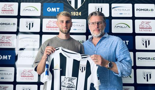 Giroud zapušča ZDA, Mura z okrepitvijo iz Salzburga