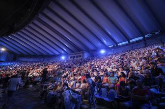 Znani so nastopajoči na festivalu Melodije morja in sonca