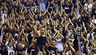 Evroliga kaznovala Partizan zaradi navijačev