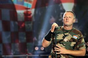 Največji koncert v zgodovini: v prodajo dodatnih sto tisoč vstopnic za Thompsona