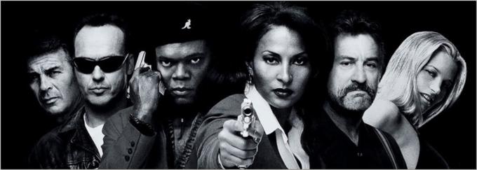 V edinem filmu, ki ga je Quentin Tarantino posnel po knjižni predlogi (Rumov punč Elmorja Leonarda), spremljamo temnopolto stevardeso v srednjih letih (Pam Grier), ki za preprodajalca orožja (Samuel L. Jackson) čez mehiško mejo tihotapi denar. Ko jo pri tem zalotita FBI-jeva agenta (enega od teh igra Keaton), ji ponudita priložnost za sodelovanje in izhod iz godlje, ki jo Jackie odlično izkoristi.• V soboto, 29. 8., ob 21. uri na TV 1000* in v torek, 1. 9., ob 13.40 na Cinemax 2.* │ Tudi na HBO OD/GO.

 | Foto: 