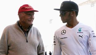 Hamilton presegel svojega šefa Nikija Laudo, naslednja tarča Jackie Stewart