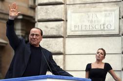 Presenečenje v Italiji: se Berlusconi vrača?